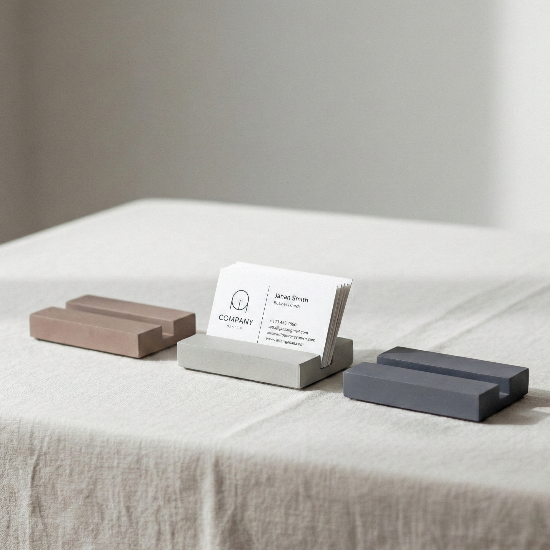 Concrete Business Card Holder – Minimalist Desk Accessory